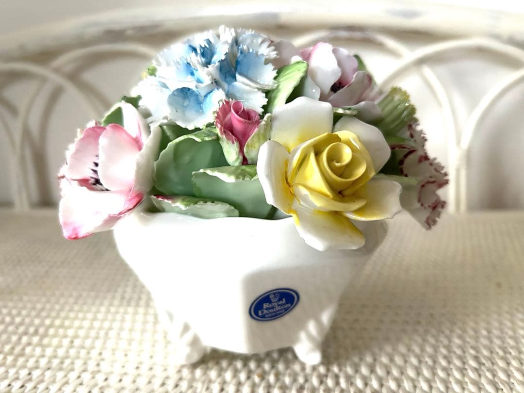 ロイヤルドルトン 陶花 薔薇 花束 英国