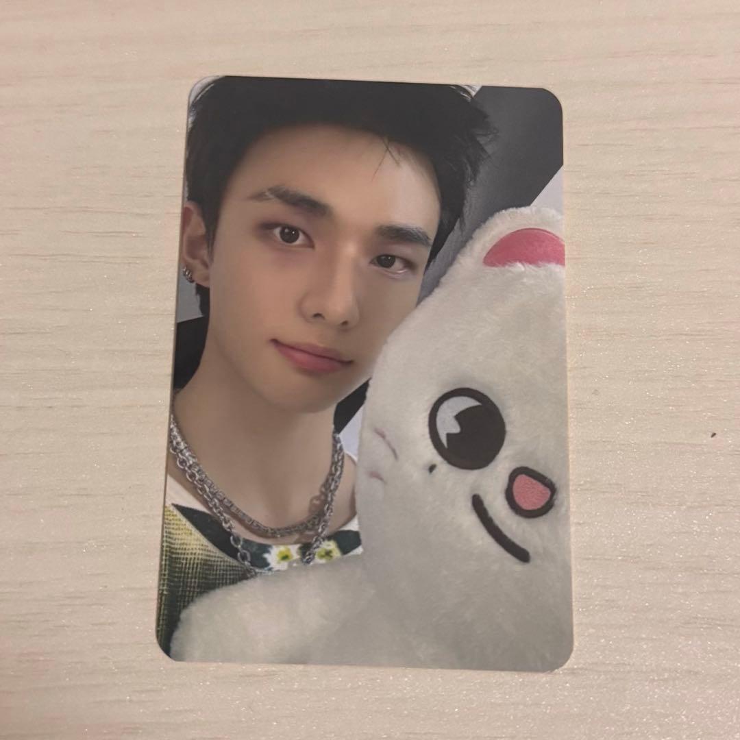 ヒョンジン celebrate POPUP トレカ - メルカリ