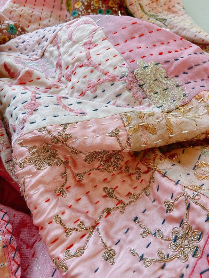 少し訳ありのため特価！カンバディアキルト　ピンク