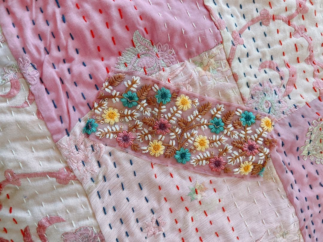 少し訳ありのため特価！カンバディアキルト　ピンク