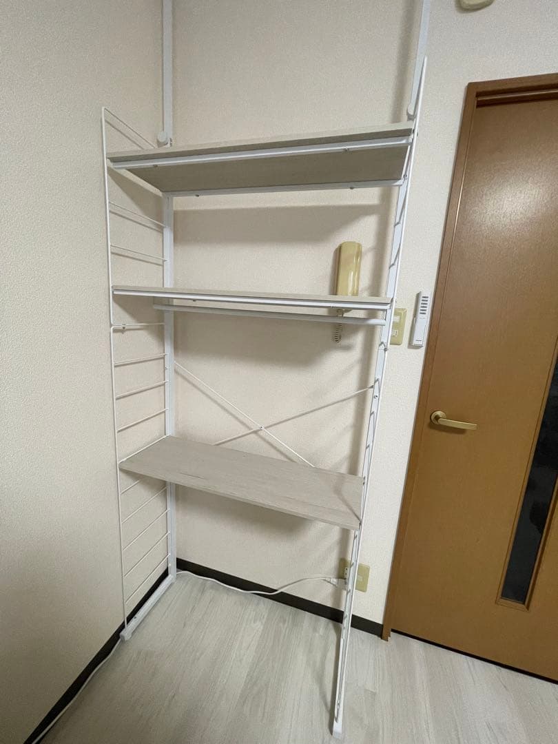 ニトリ　突っ張り壁面収納ワードローブNポルダ(ホワイトウォッシュ)