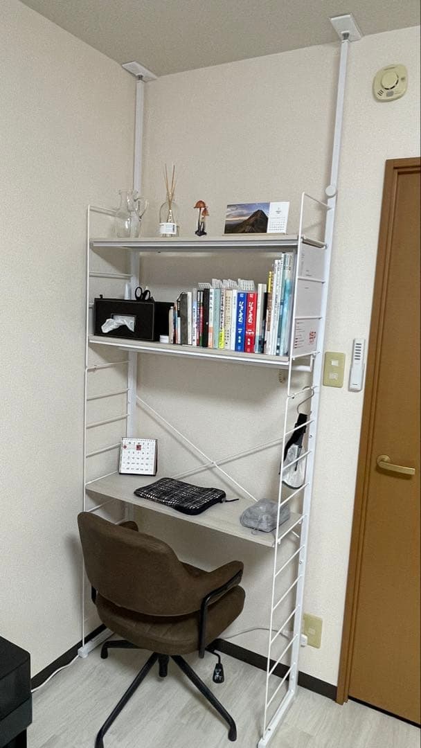 ニトリ　突っ張り壁面収納ワードローブNポルダ(ホワイトウォッシュ)