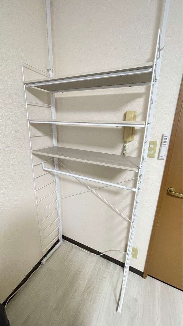 ニトリ　突っ張り壁面収納ワードローブNポルダ(ホワイトウォッシュ)