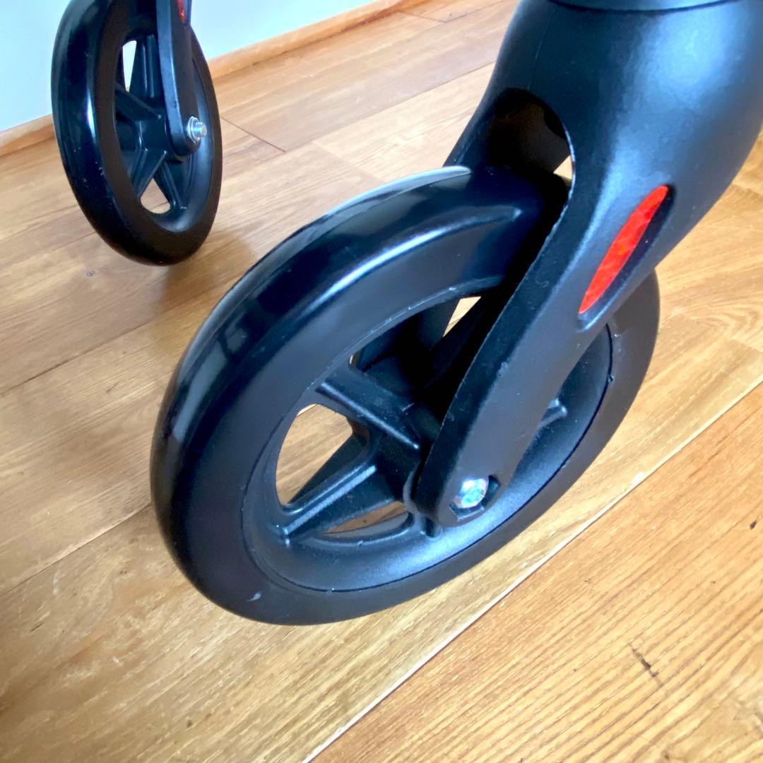 軽量 コンパクト 折り畳み 軽量車椅子 介助型 介助ブレーキ付き ノーパンク