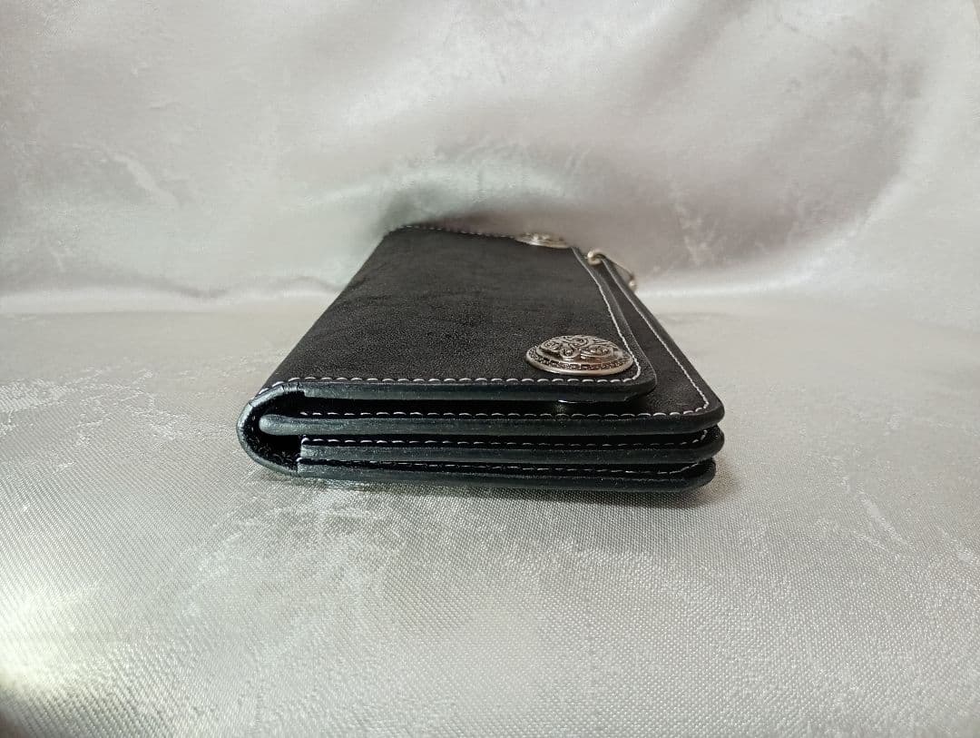 黒色　トラッカーウォレット　牛革　レザー　植物タンニン鞣し　三層二つ折り