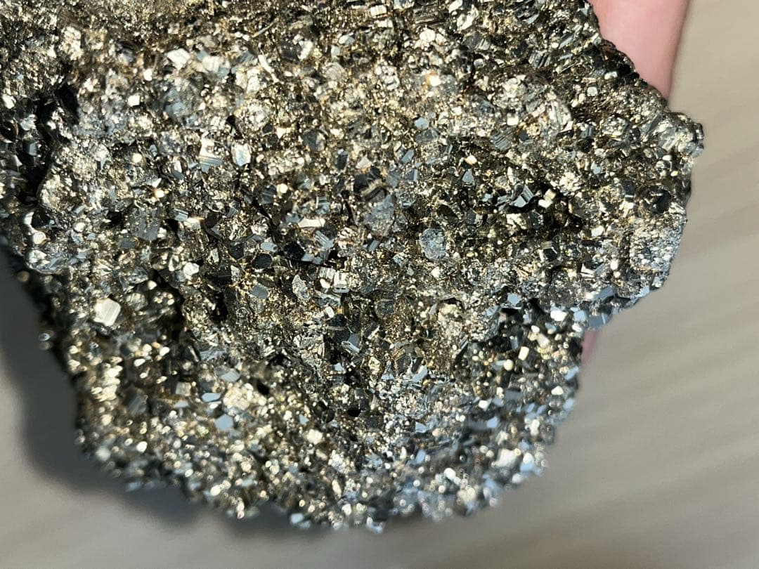 パイライト原石　天然石　987g 黄鉄鉱 ・財運・金運・事業運 ・魔除け