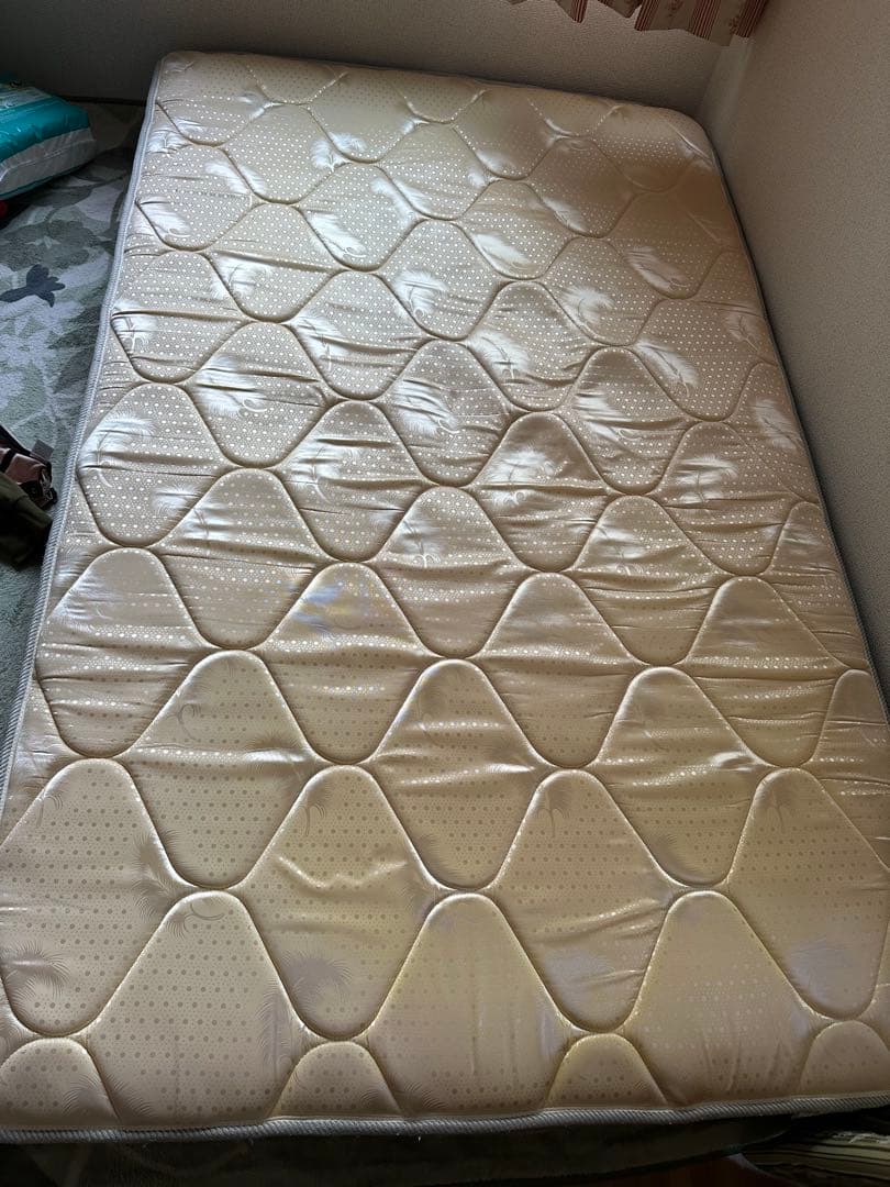 【美品】セミダブルマットレス