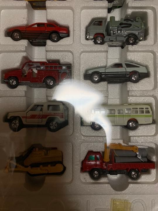 希少】トミカ スーパーギフトセット 80台 シール付き！ - メルカリ