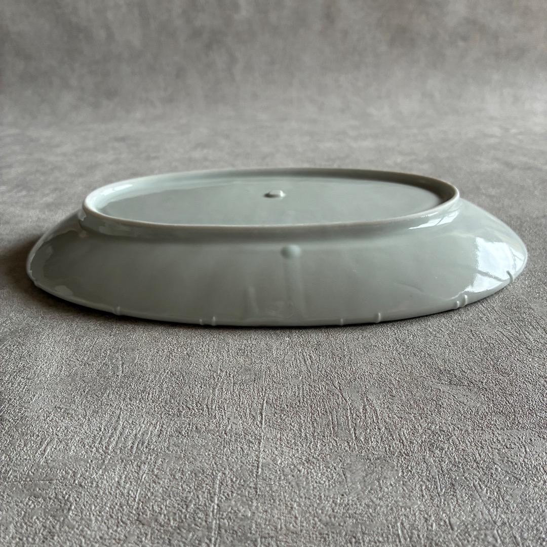 イッチン 楕円皿 長径27cm 作家もの 白磁