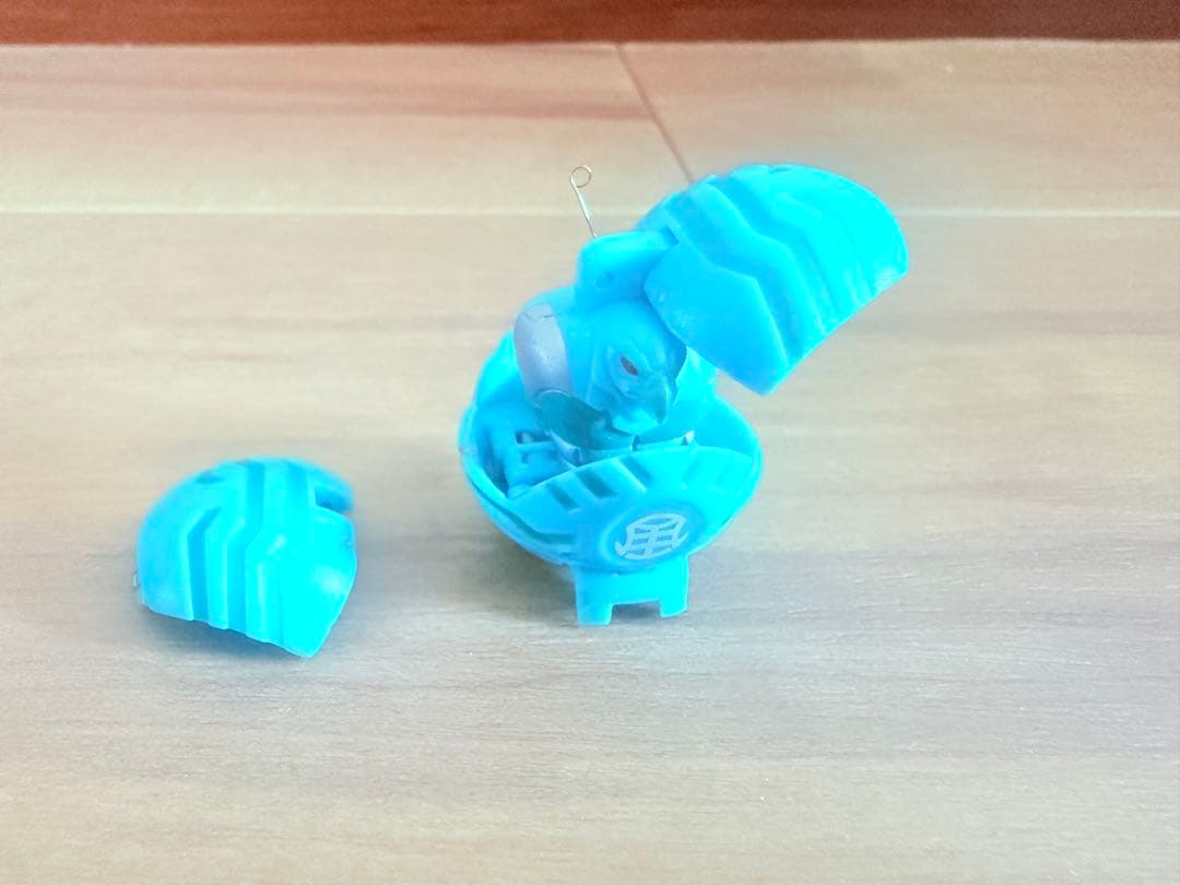 ジャンク品】爆丸バトルブローラーズ シュンキット 風属性 - メルカリ