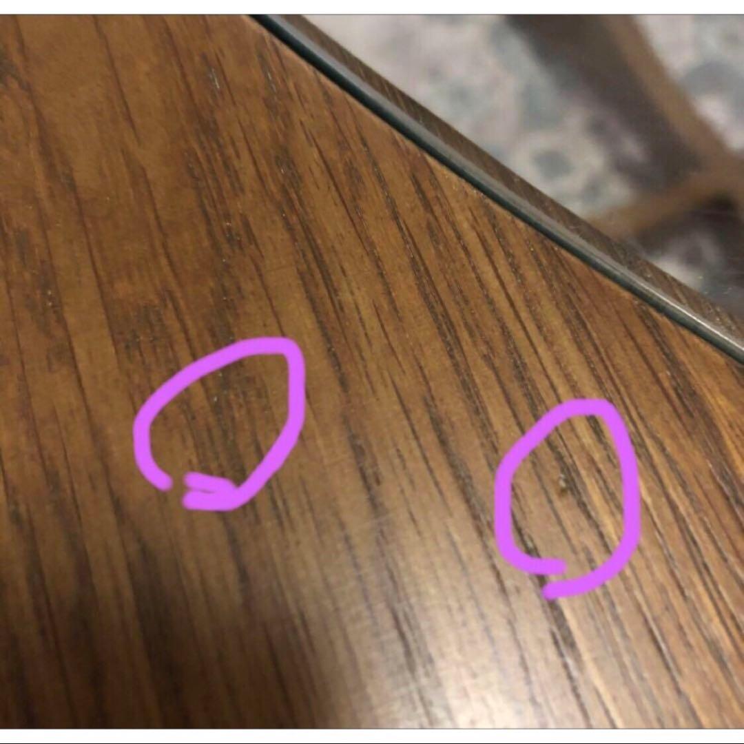 円形ガラス天板のセンターテーブル