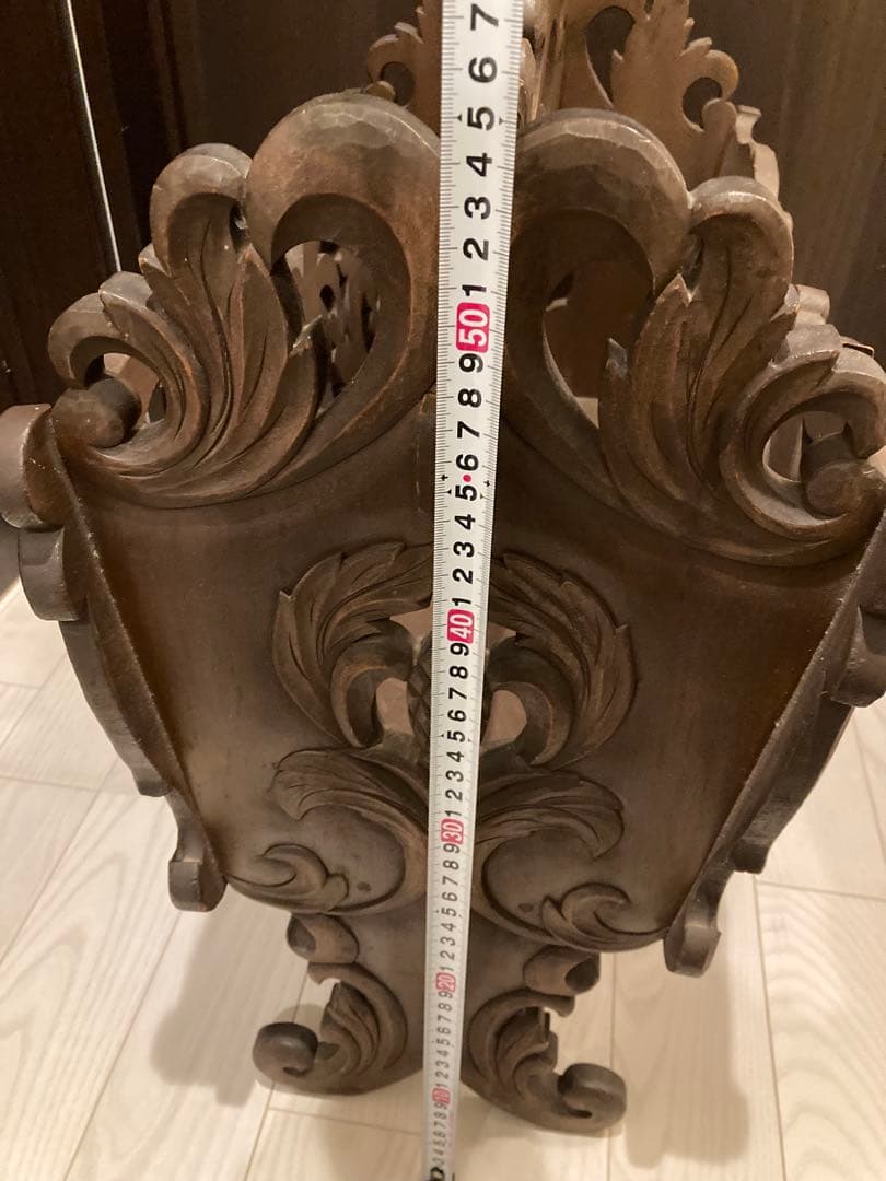 希少　ヨーロッパデザイン　木製彫刻マガジンラック