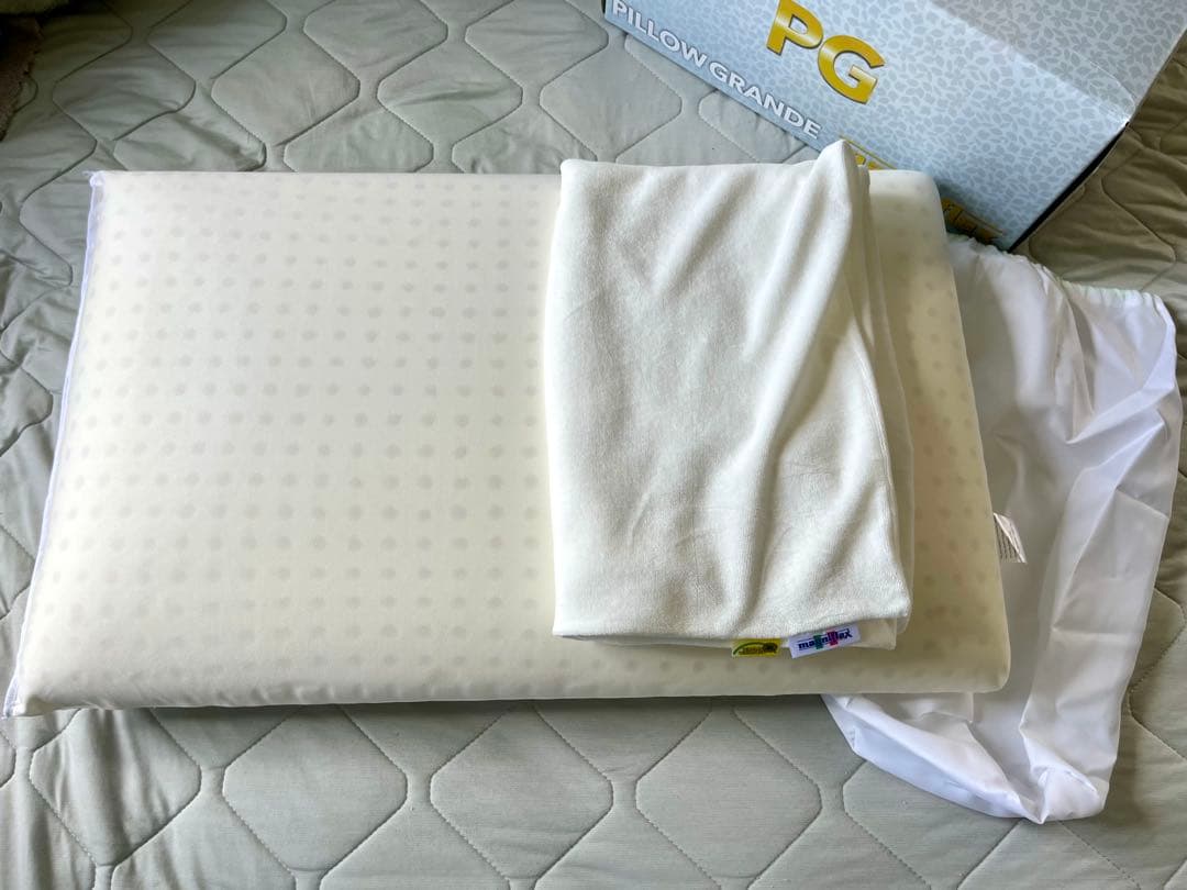 ピローグランデ　ホワイト