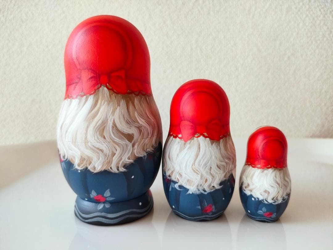 【CBT114】10cm級 マトリョーシカ (中) スベトラーナ 赤ずきんちゃん