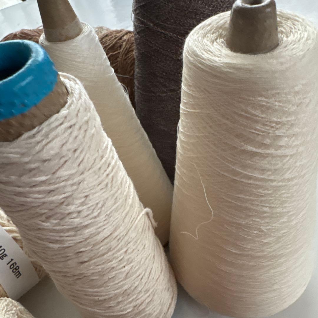 裂き織りの糸　さおり織り　柿渋染め　麻