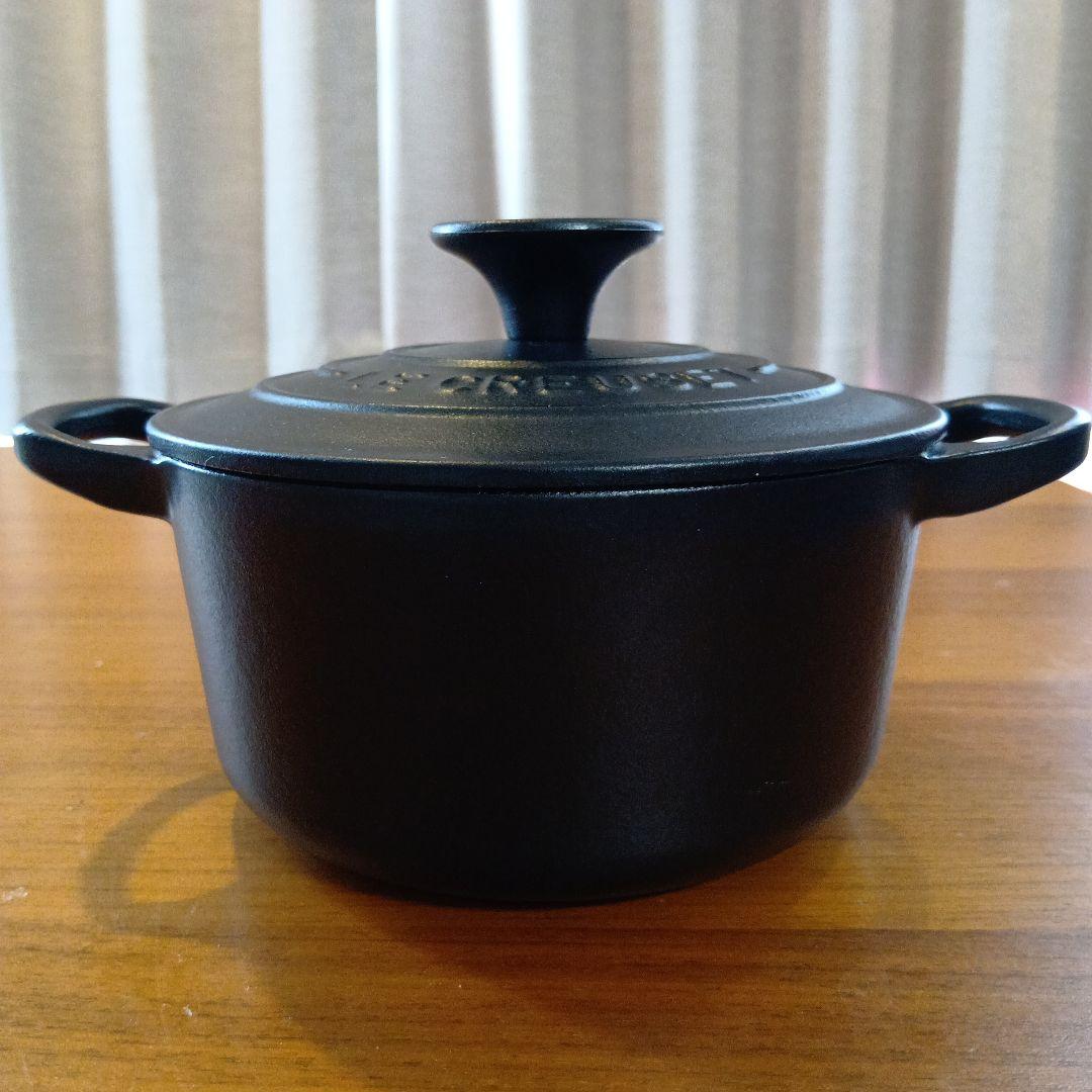 ル・クルーゼ ココット・ロンド 14cm ブラック 付属品あり 1回のみ使用