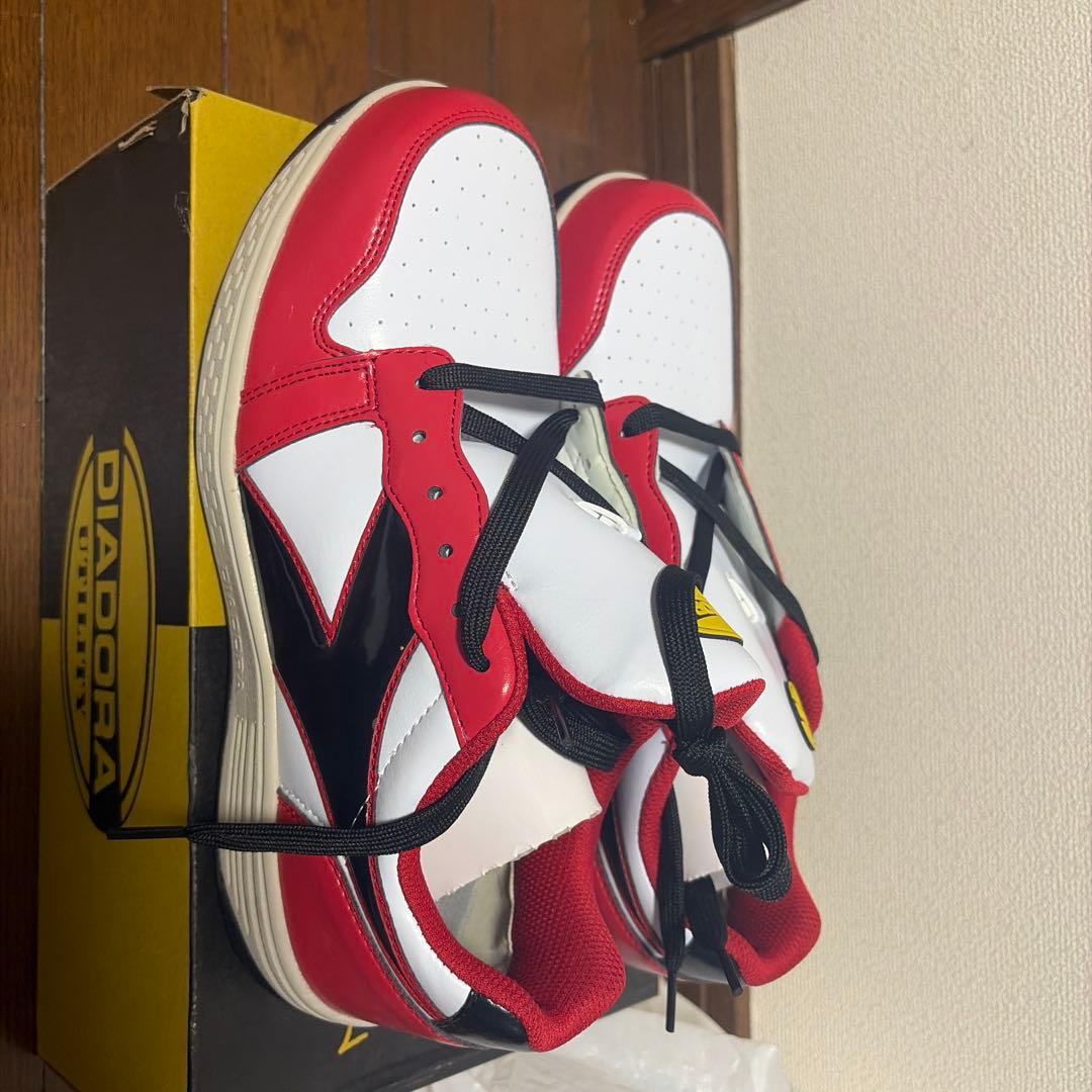 DIADORA 安全靴 ホワイト/レッド/ブラック