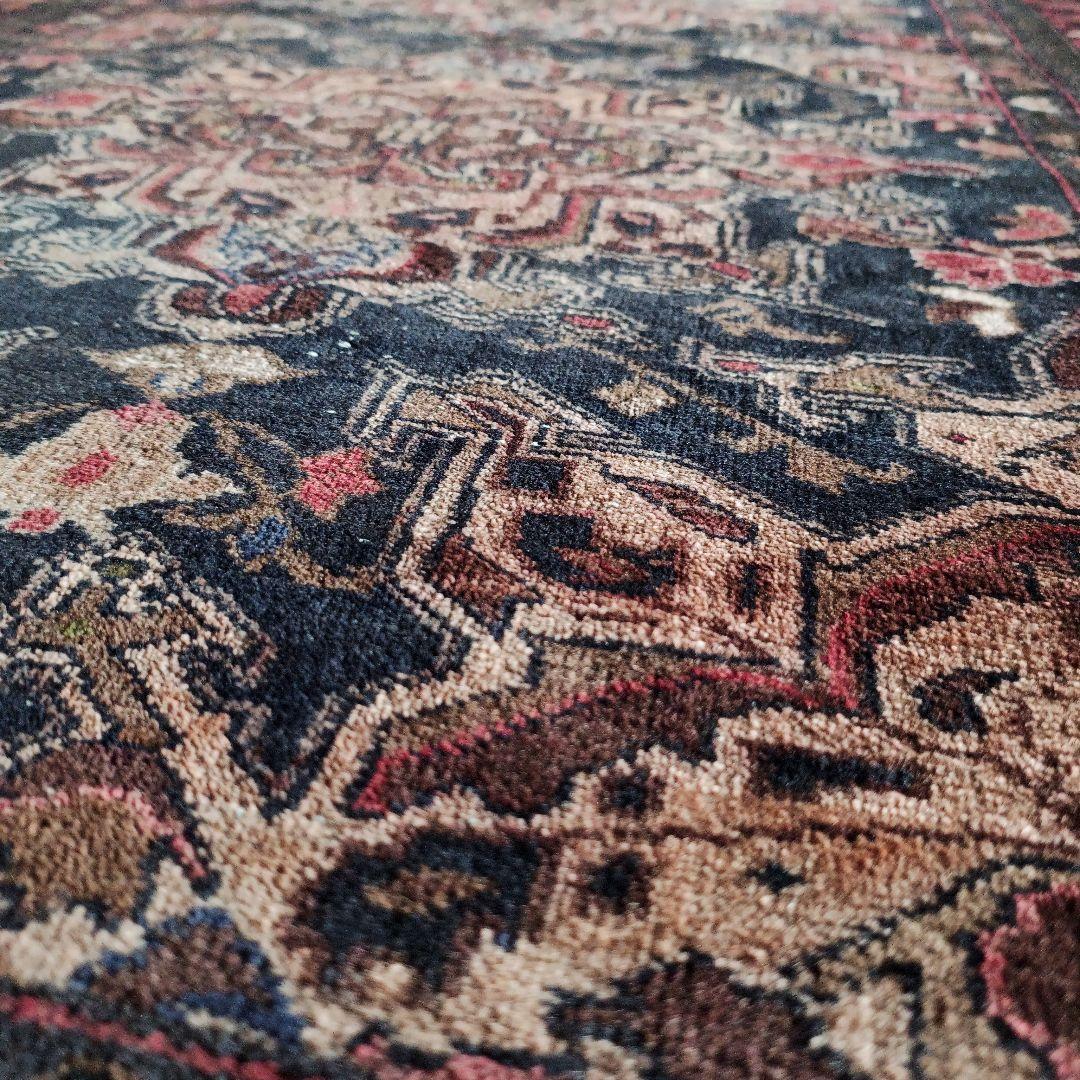 【ヴィンテージ】 経年変化の美しい バルーチ ラグ トライバル ネイビー レッド