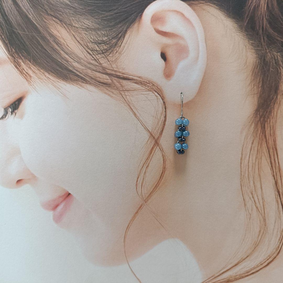 No.227 チェコビーズ ファルファーレのピアス ハンドメイド - メルカリ