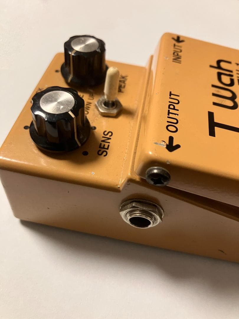 BOSS T Wah TW-1 ギターエフェクター　 タッチワウ　オートワウ