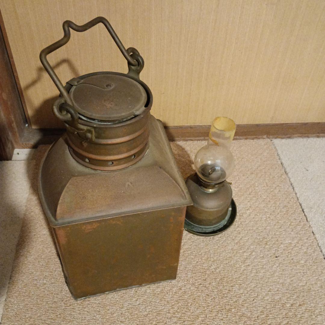 クラシック赤色ランタン 航海灯　船舶赤灯 ボディ真鍮製　昭和レトロ