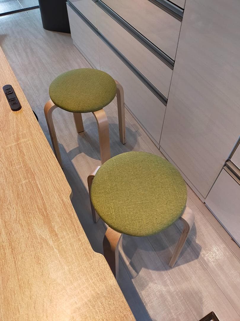 木製クッションスツール2脚セット - 北欧スタイル