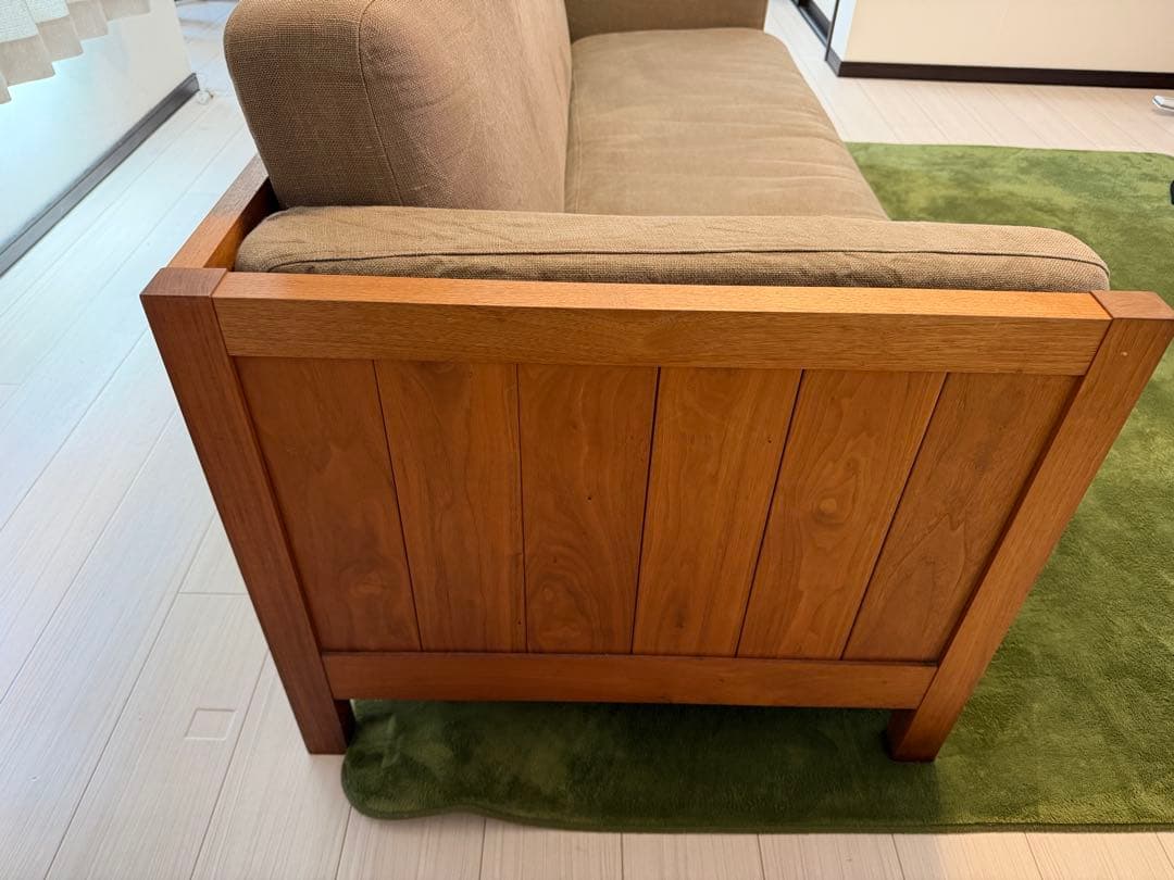 美品　北の住まい設計社　3人がけソファー　天然木　札幌から出品