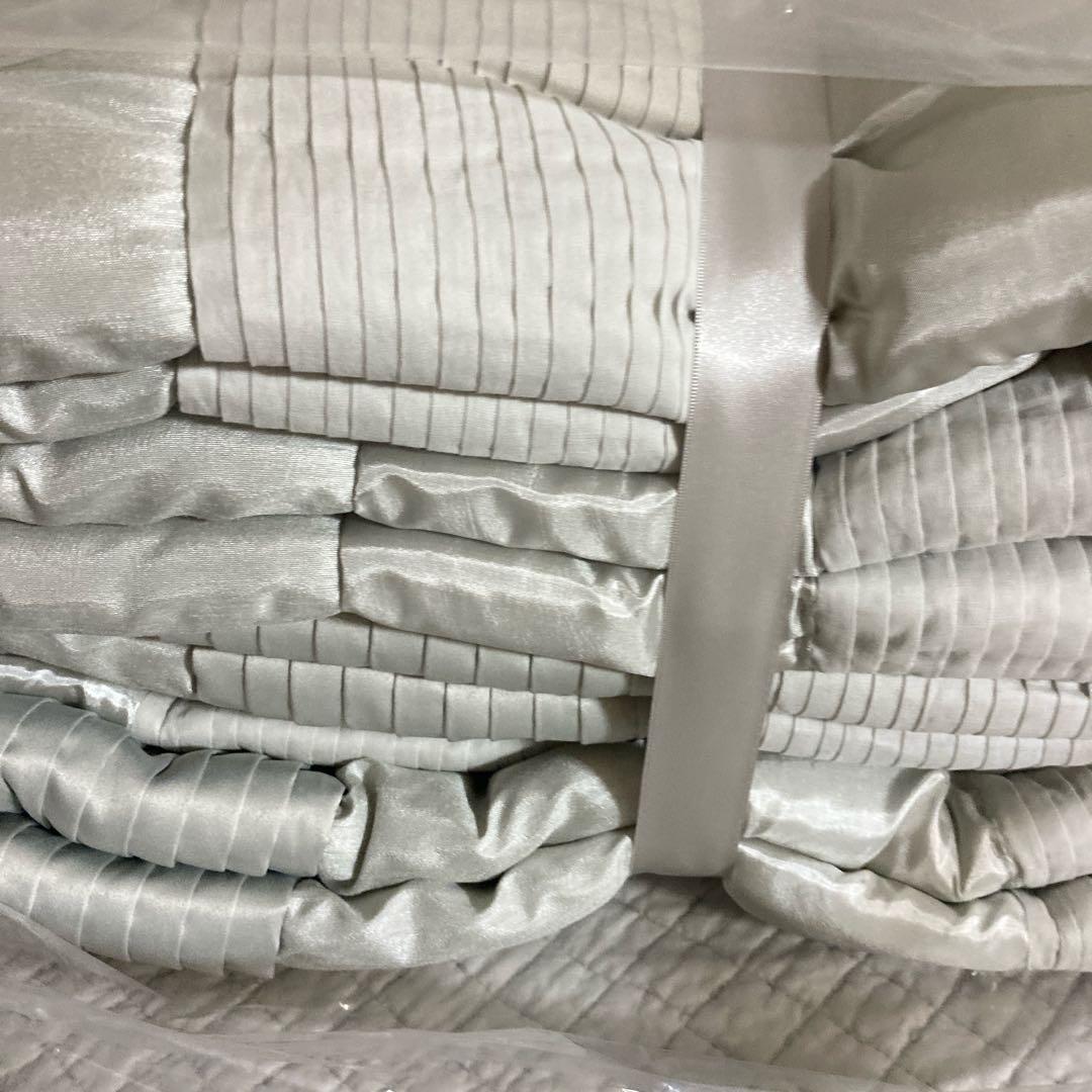 ローラアシュレイ LEILAラージベッドスプレッド　240×260 新品