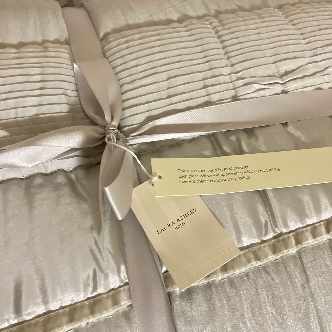 ローラアシュレイ LEILAラージベッドスプレッド　240×260 新品