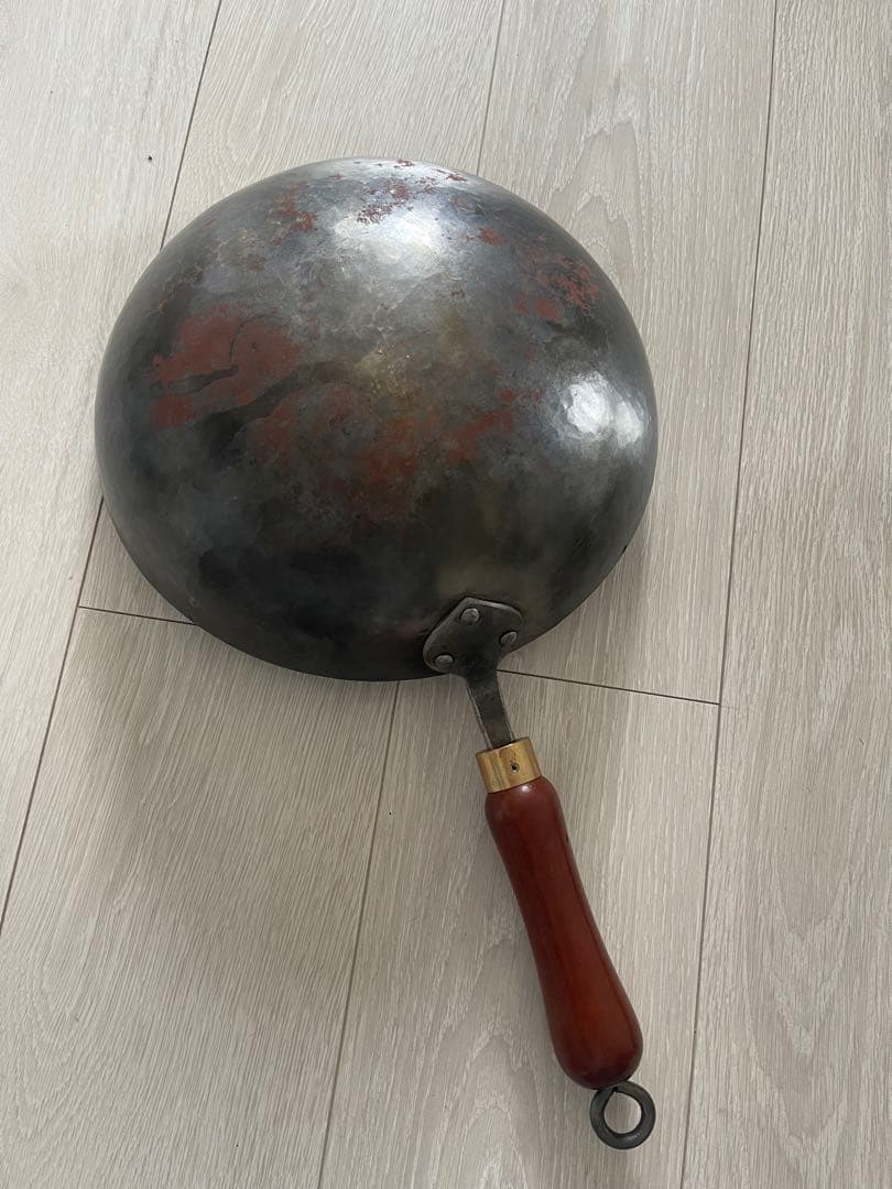 手作り鍛造 26cm中華鍋 1606g 木製鍋蓋付き