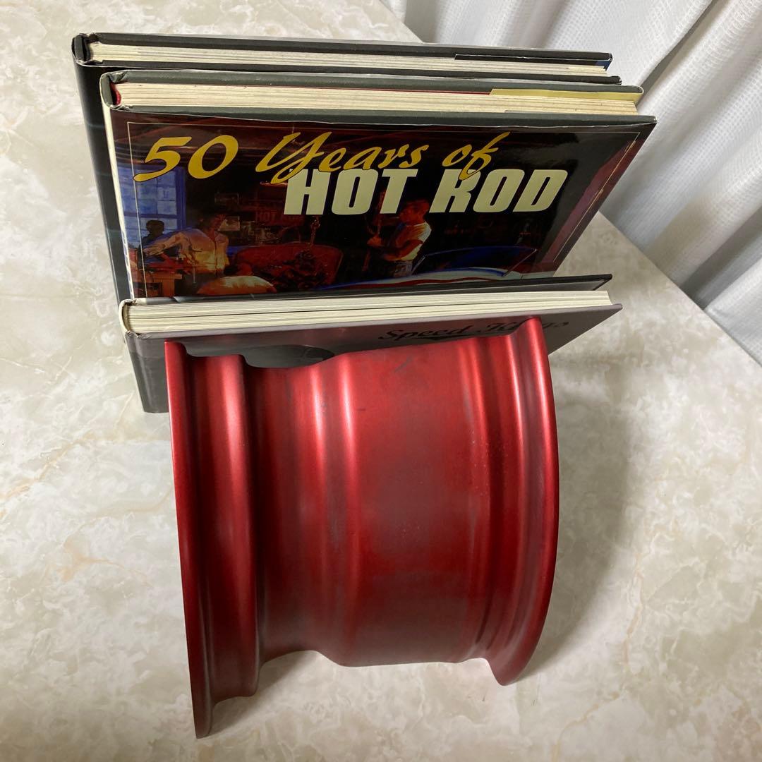 アメリカのアルミホィールで作ったブックエンド　洋書一冊付き　レア