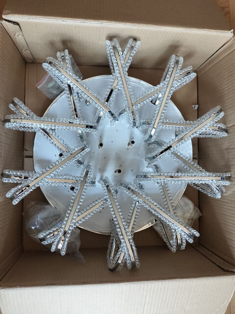 【未使用】シャンデリア LED