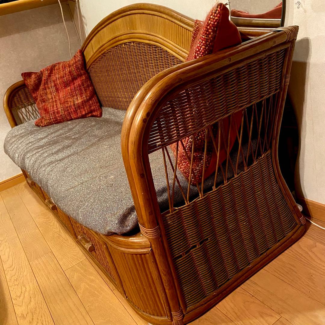 最終お値下げ！アジアン！籐の3人掛けチェアー