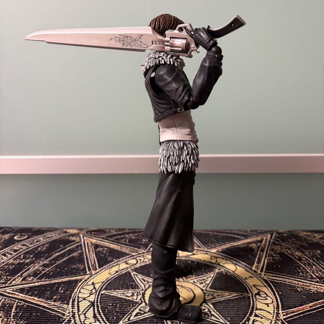 スコール・レオンハート フィギュア FF8 - メルカリ