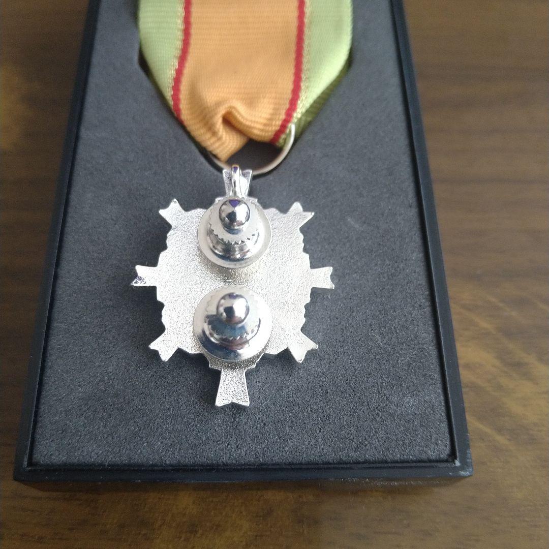 第13号防衛功労章（第5級賞詞） - メルカリ