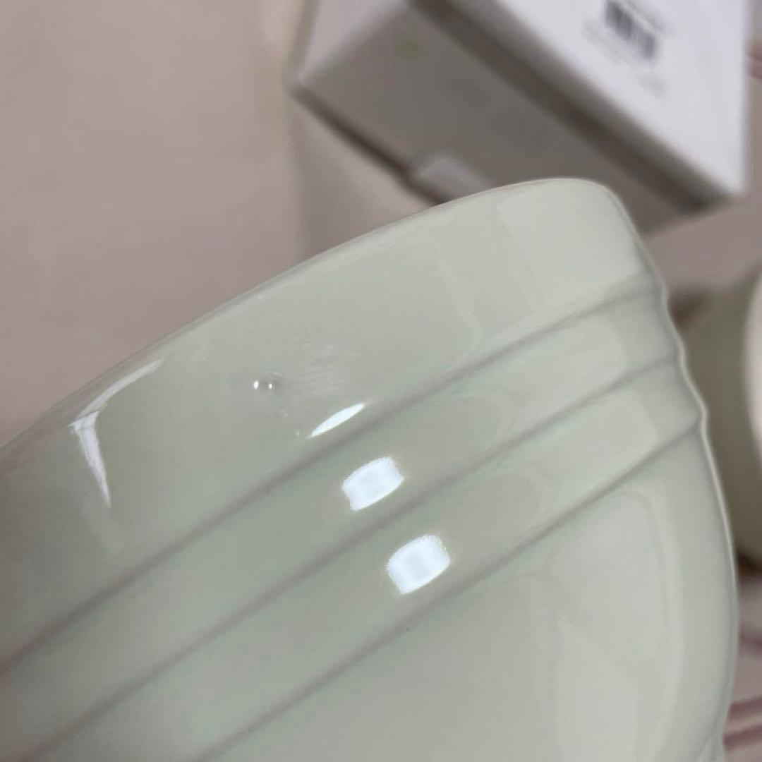 《新品＆未使用》ルクルーゼ わさび 淡い緑色 丼 ボウルセット