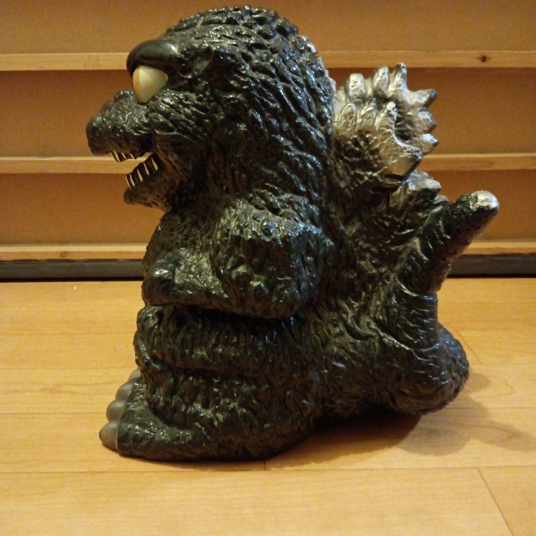 ゴジラ貯金箱