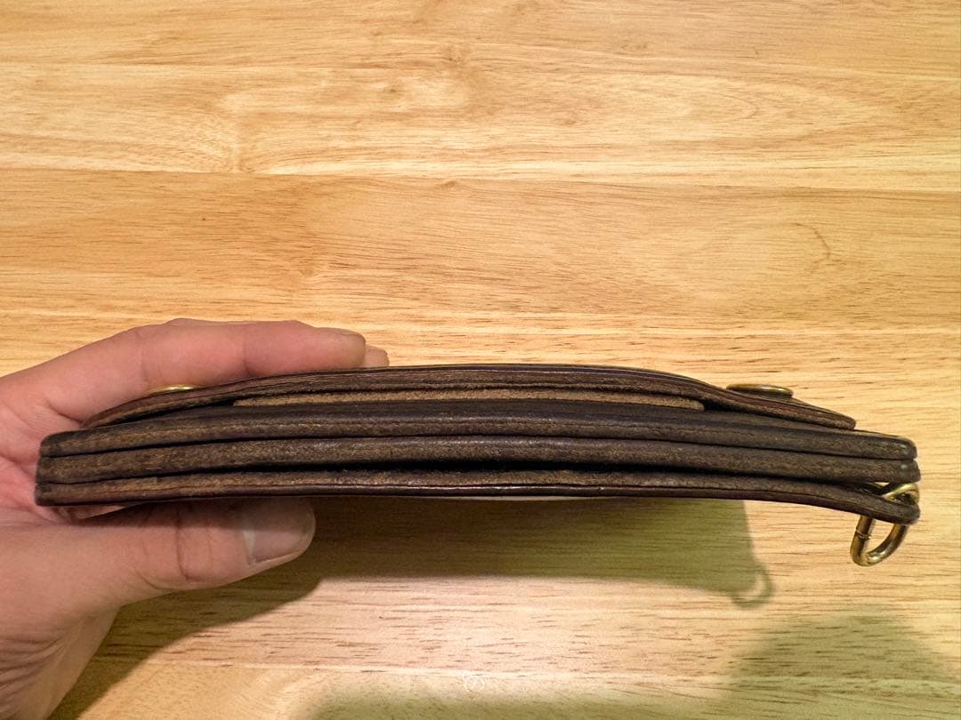 ホーウィンシェルコードバンクロムエクセル 三層ミディアムトラッカーウォレット