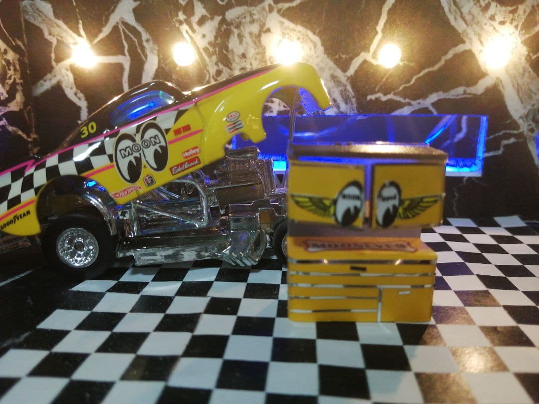 ☆ 1/64 Garage Item M