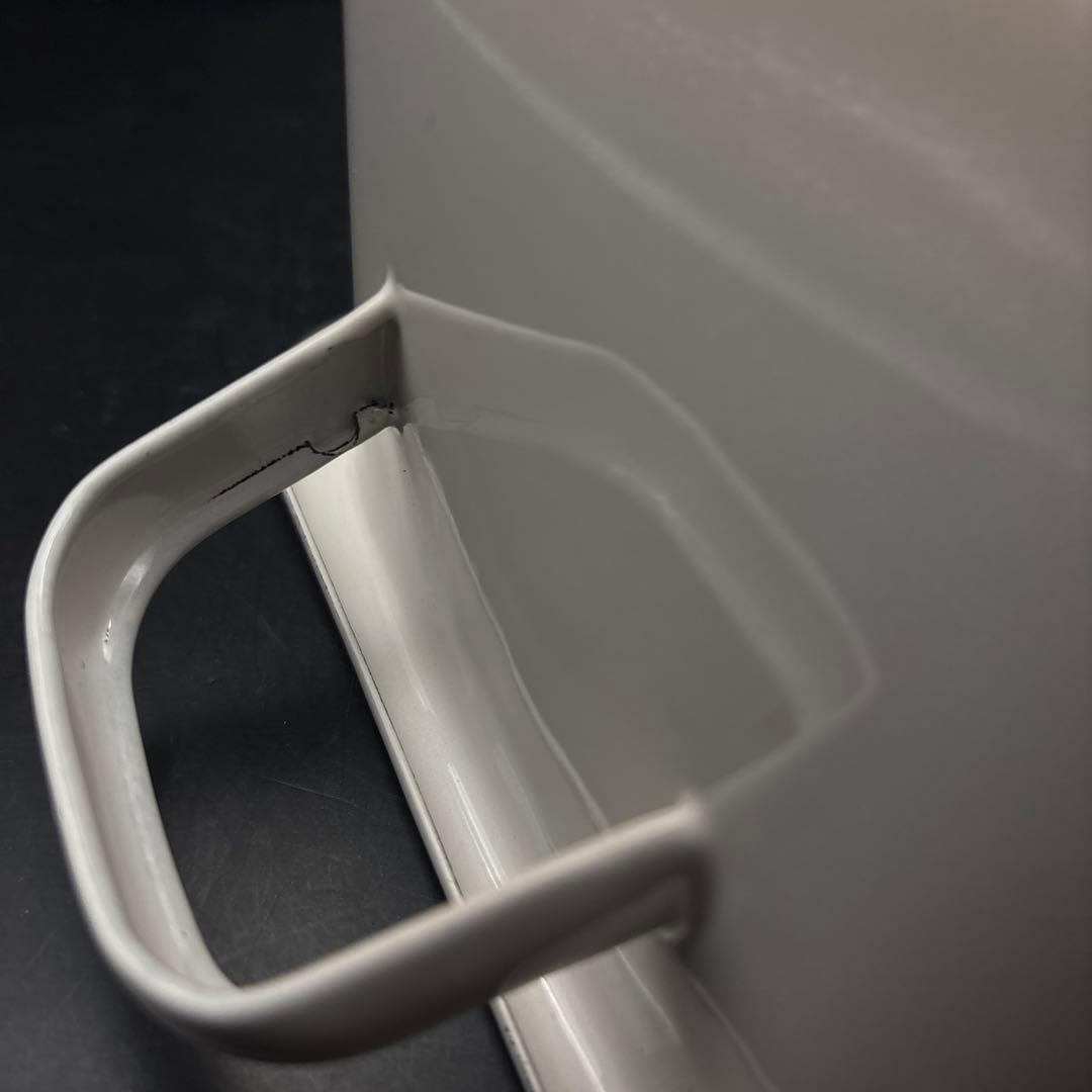 プラン・ド・パリ　ジュリアン　角ストッカー　ピスケット缶　ホーロー　琺瑯