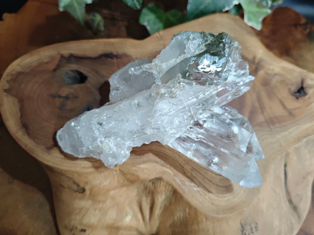 ヒマラヤ水晶 原石 クラスター 天然石A024