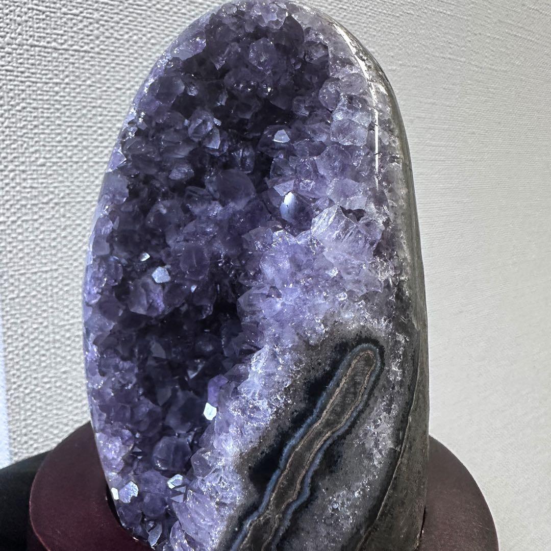 濃紫の煌めきウルグアイ産☆キラキラ☆アメジストクラスターパワーストーンA1108