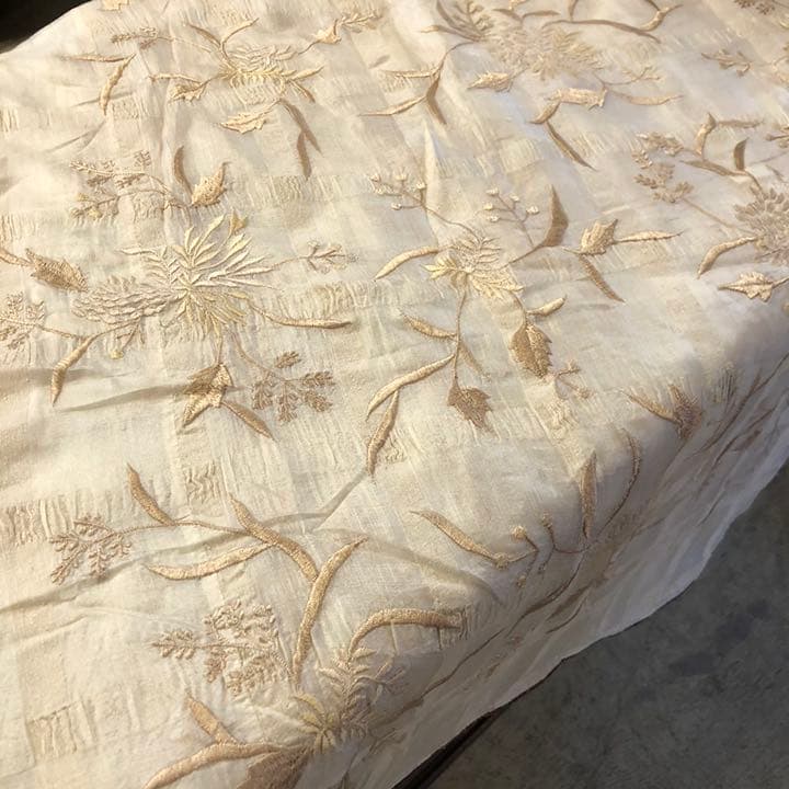 希少 anke drechsel アンケ ドレッチェル シルク刺繍 クロス - メルカリ