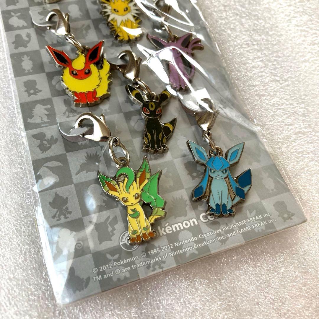 ポケモンセンター メタルチャームコレクション イーブイ ブラッキー