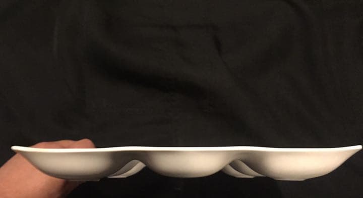 9つ仕切り角皿30枚　25.5cm×25.5cm×2.5cm