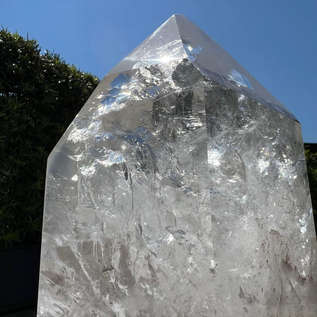 ✳☆唯一無二 超極大☆激凄超逸品☆高透明度 大迫力✨虹入り 水晶 六角柱 天然石