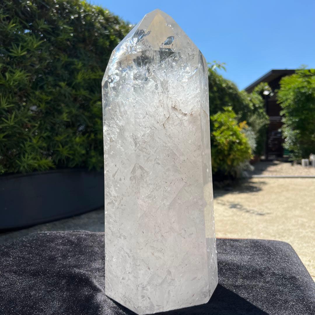 ✳☆唯一無二 超極大☆激凄超逸品☆高透明度 大迫力✨虹入り 水晶 六角柱 天然石