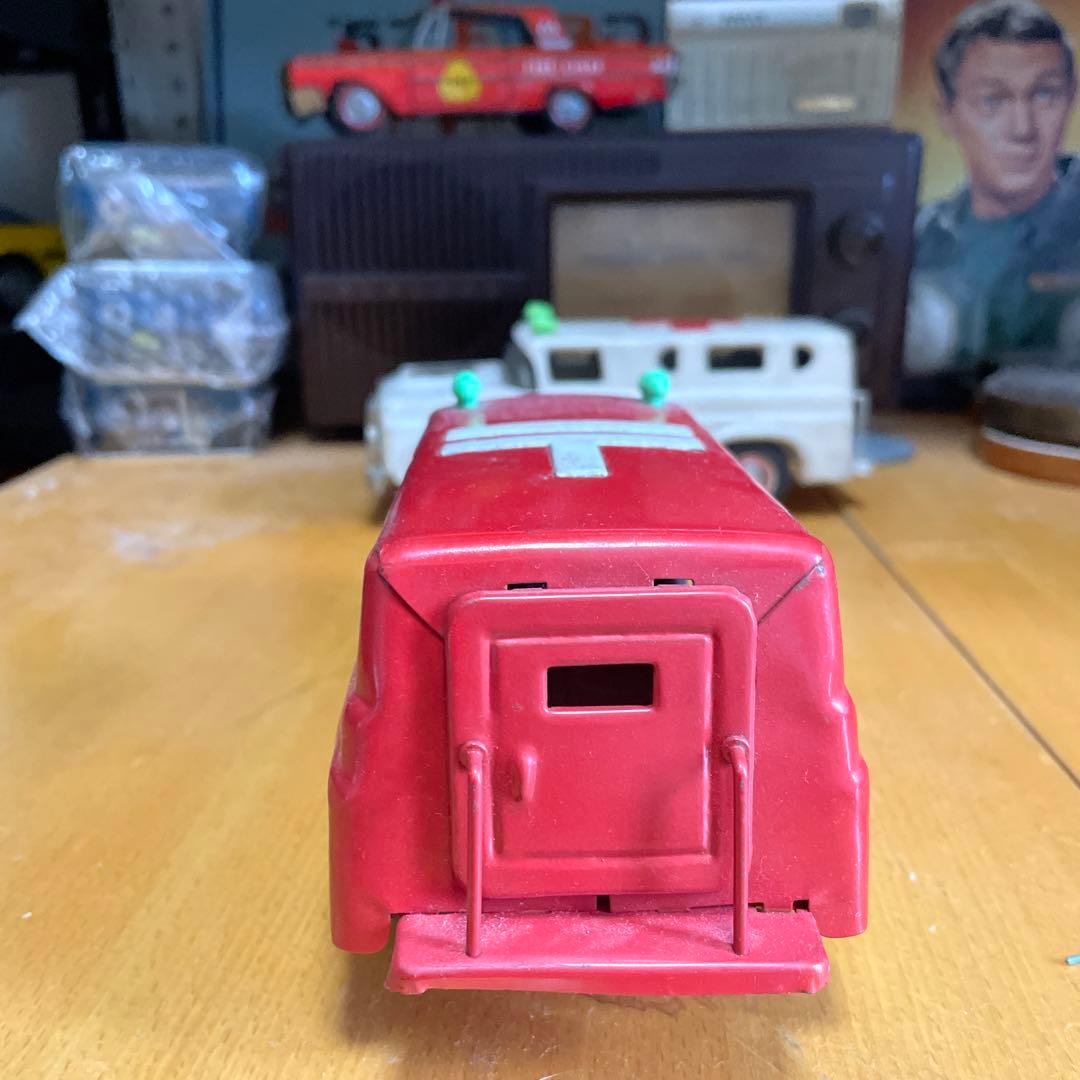 マルサン ブルドッグシリーズ 郵便車&救急車