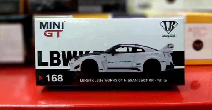 MINI GT 1/64 ニッサン GTR R35 LBWK 白色 | Shop at Mercari from