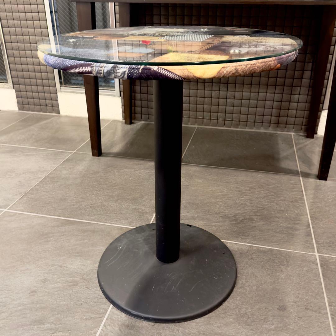 円形　パッチワーク　デニム　ガラステーブル　丸テーブル　大川家具